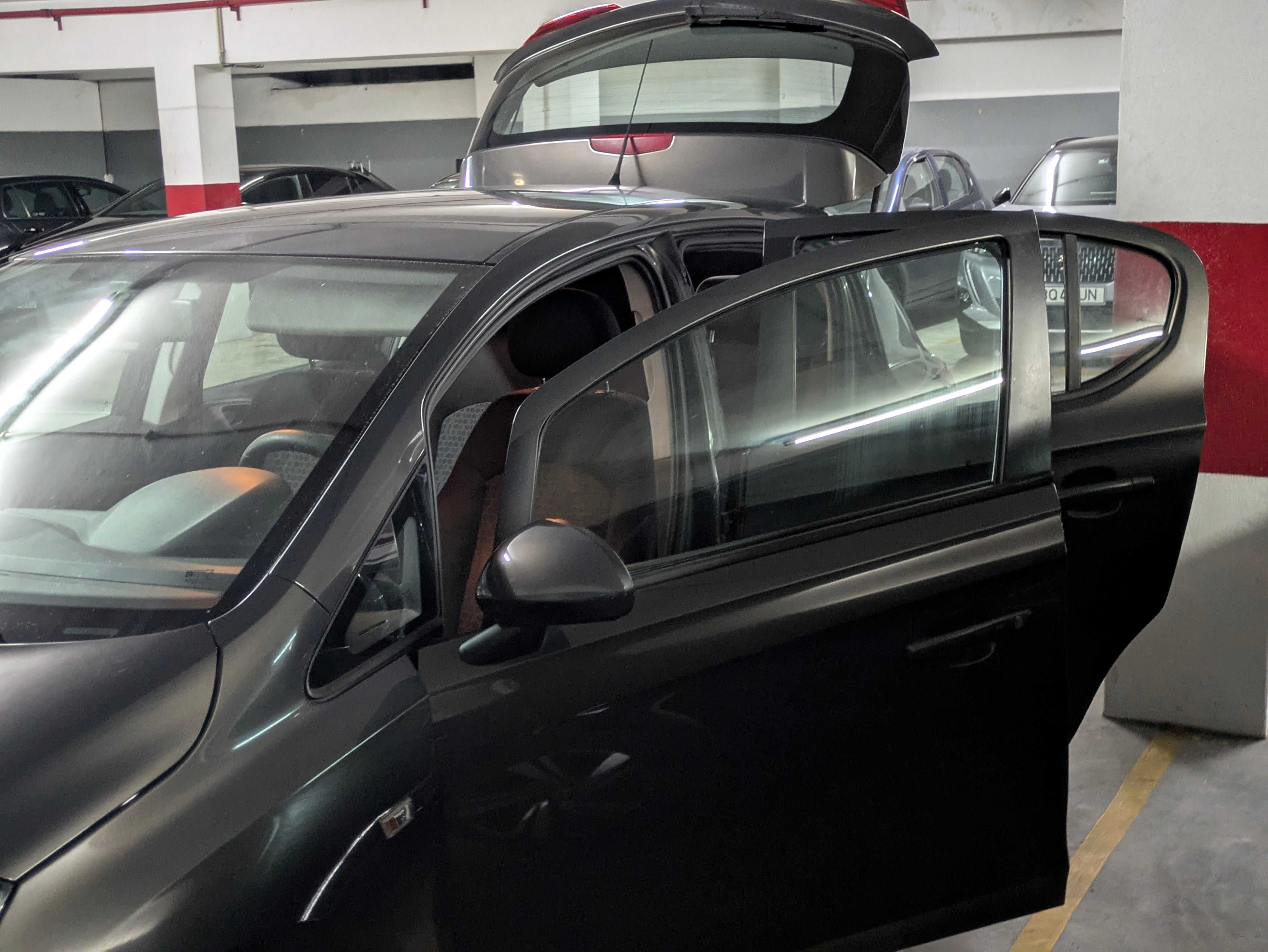 Opel Corsa 2015 em muito bom estado