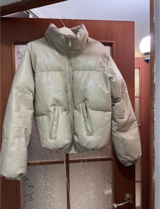 Пуховик з екошкіри, С розмір