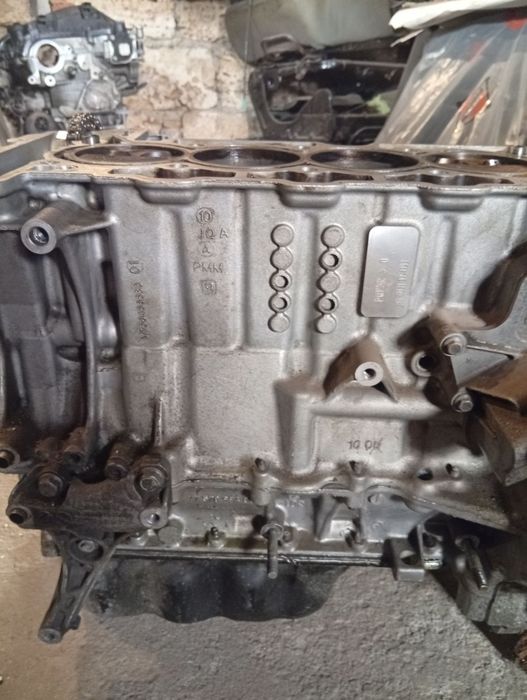 1.6EP6 Запчастини двигуна