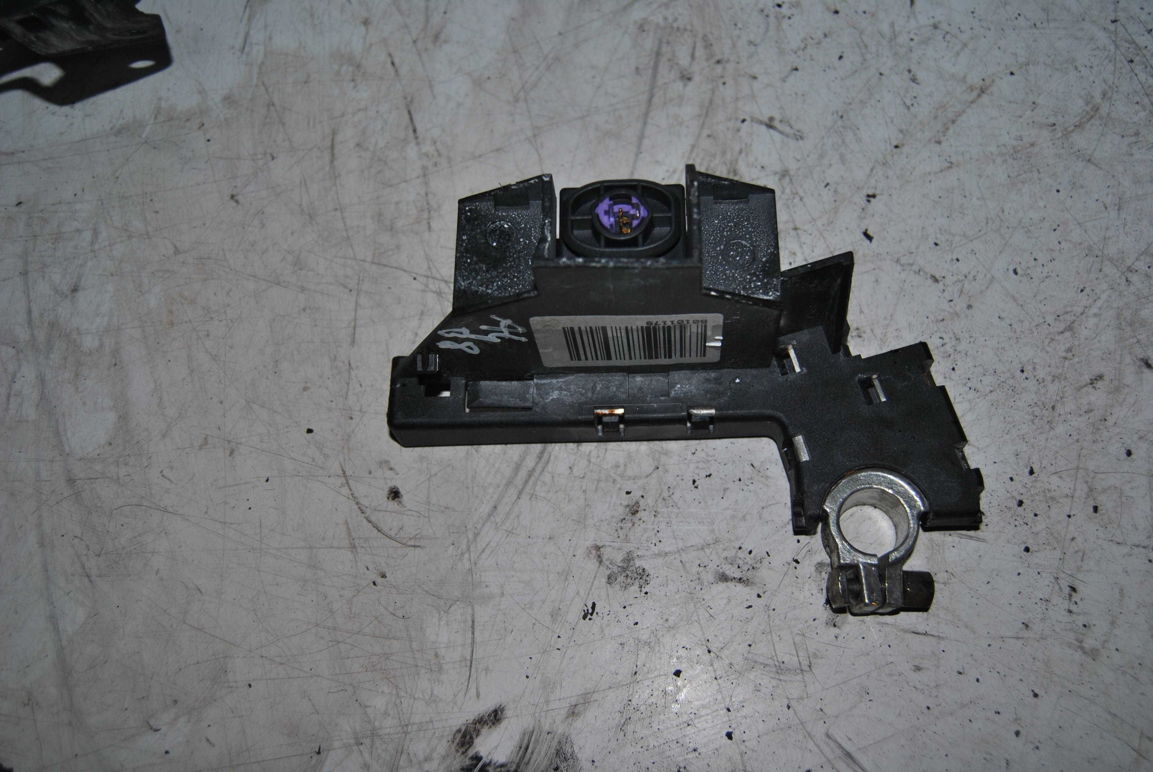 Klema pirotechniczna Audi A4 B8 2.0 TDi