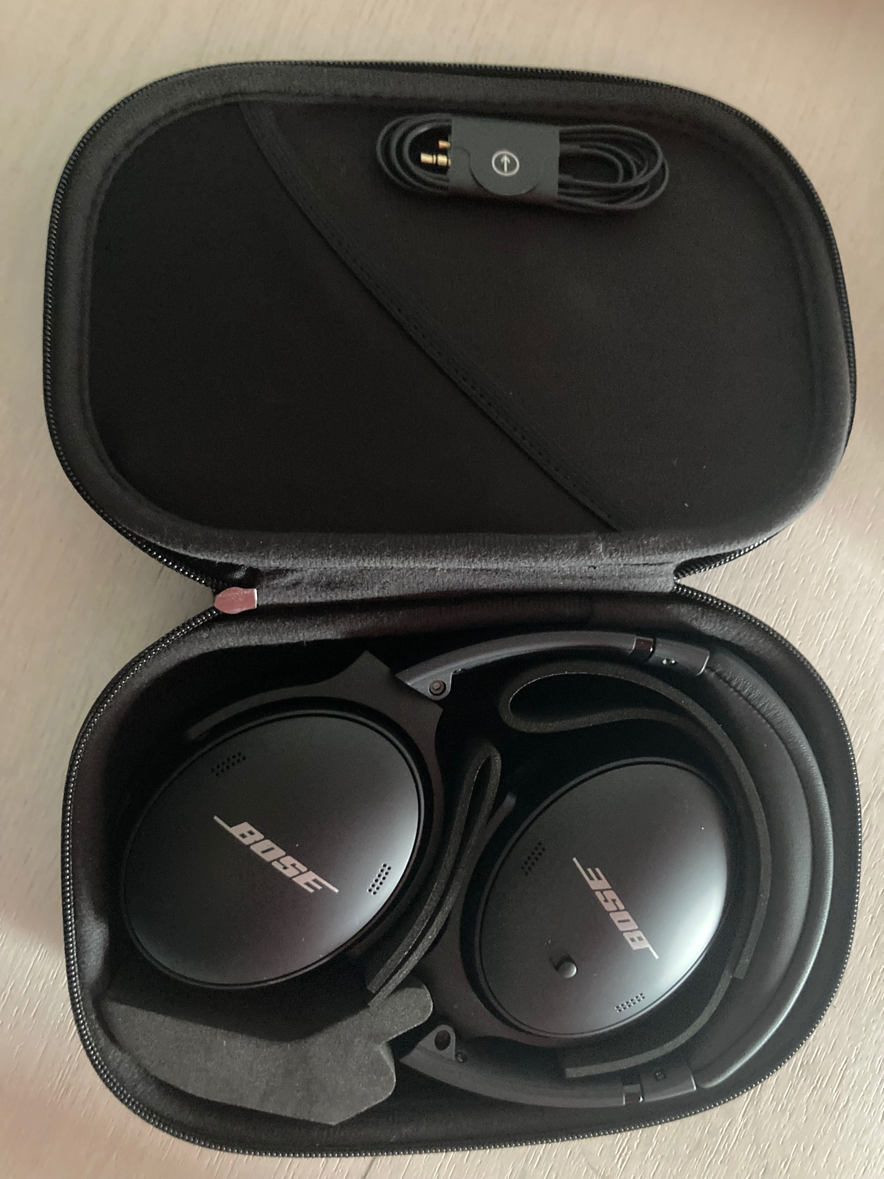 Нові навушники Bose QuietComfort 45 noise cancelling