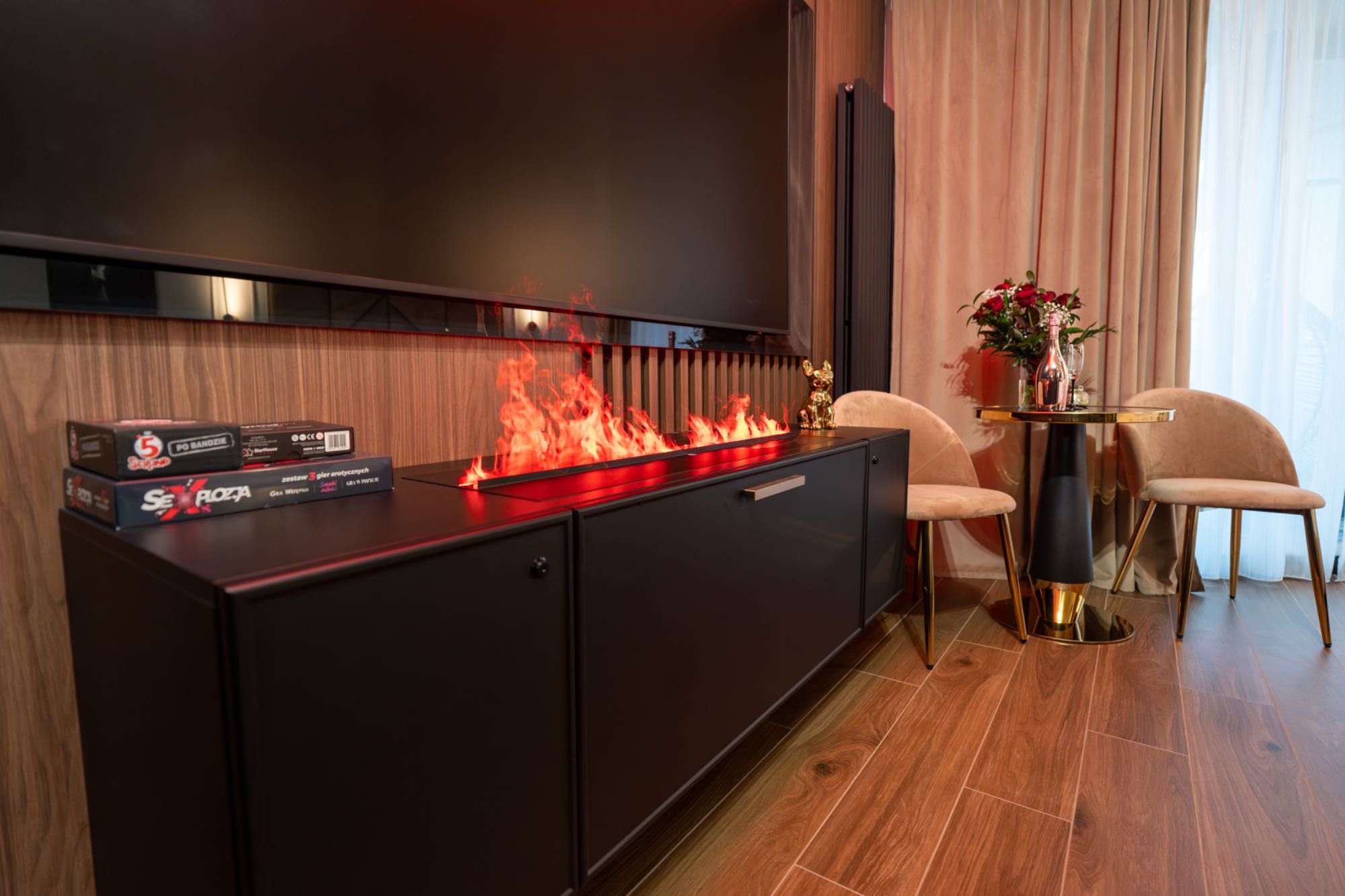 Apartment z Jacuzzi, Wiślane Tarasy, Kraków, na doby i godziny