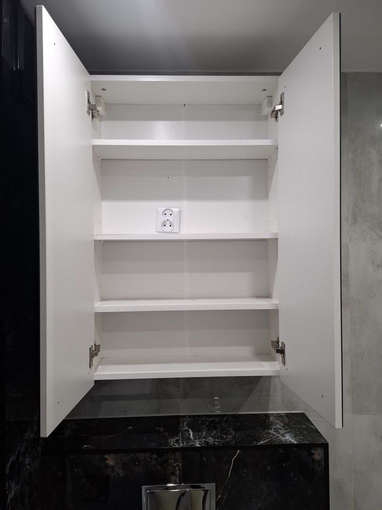 Szafka łazienkowa wisząca z lustrem 60 x 90 x 20