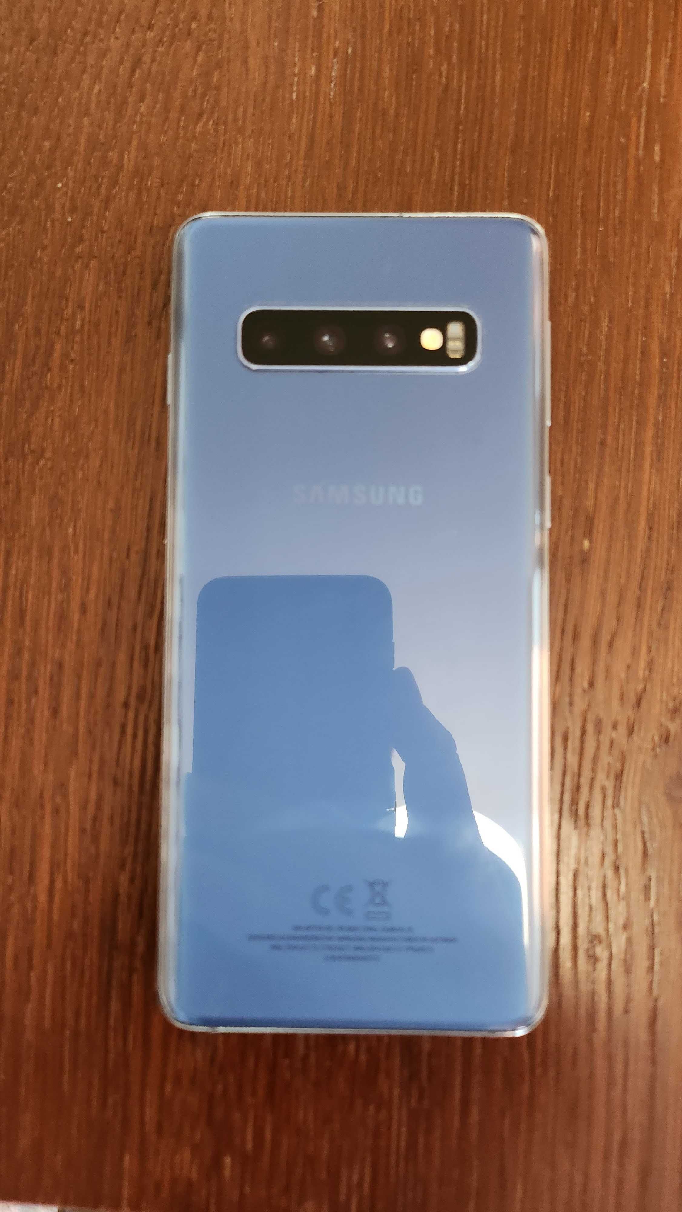 Samsung S10 uszkodzony