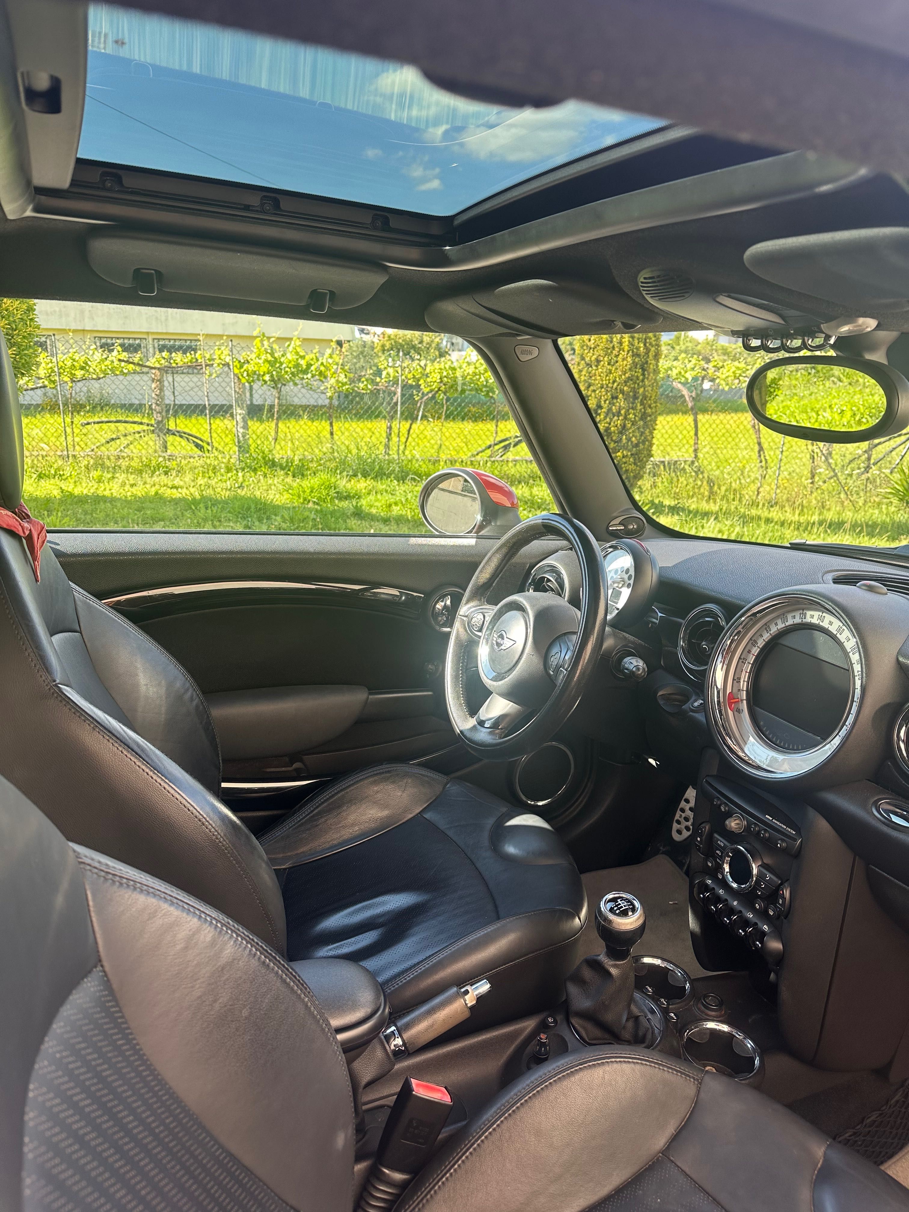 Mini Cooper D - Vários Extras | Impecável!
Preço: 8.500€
