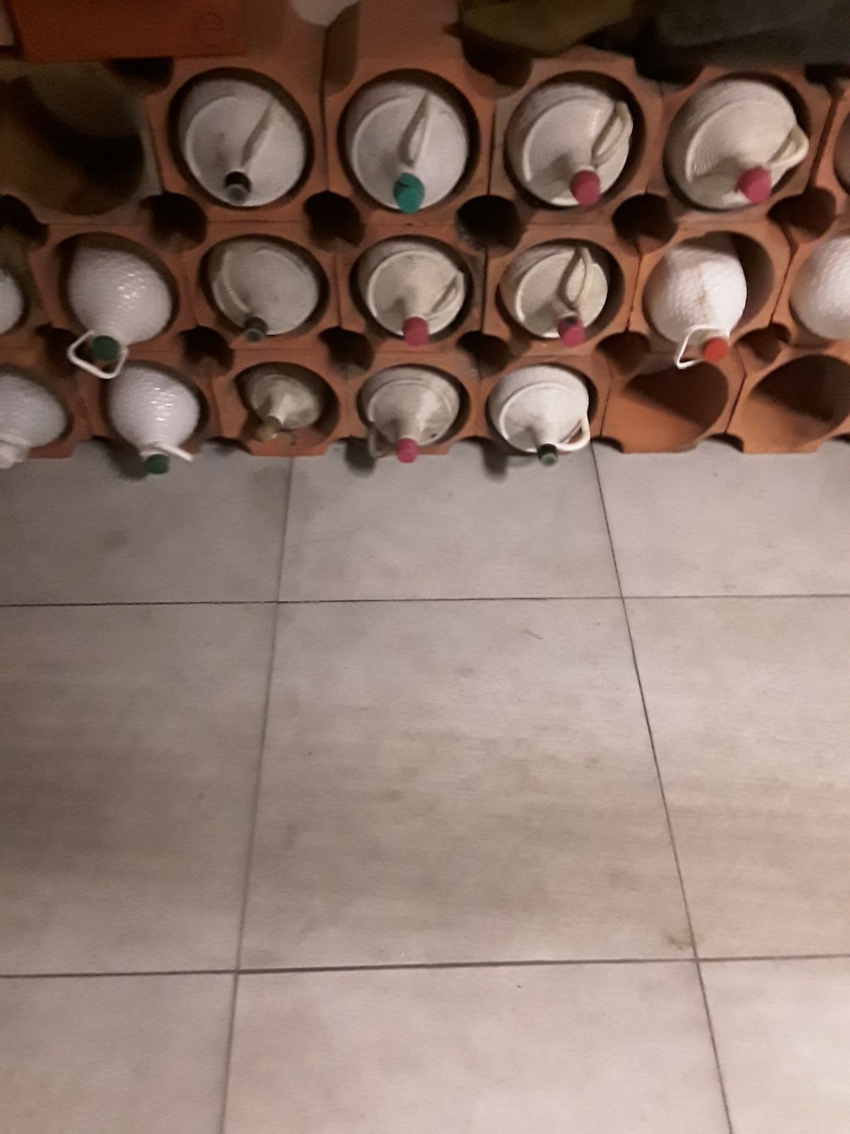 Tijolos para garrafeira