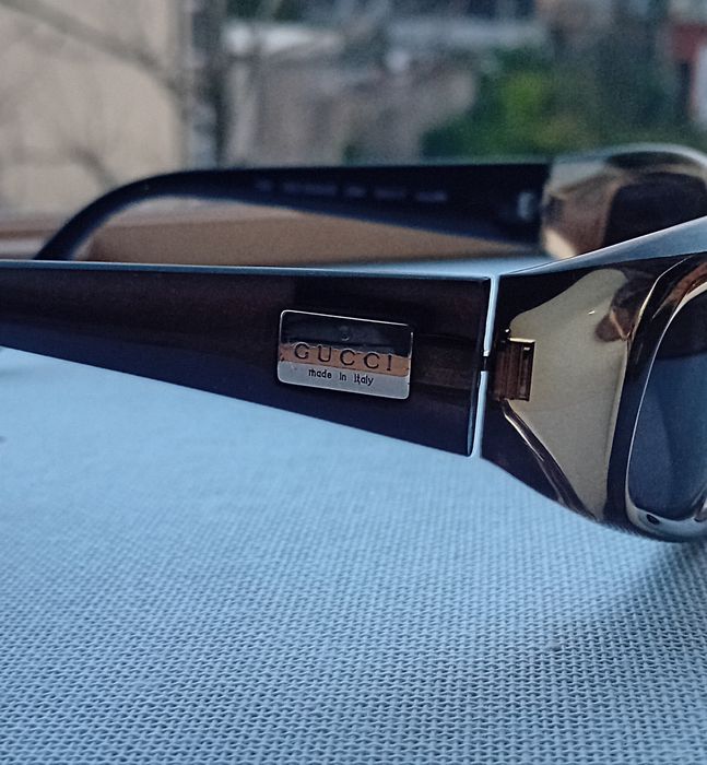 Gucci  2454/S
Em bom estado, preço negociável.
Entrega em