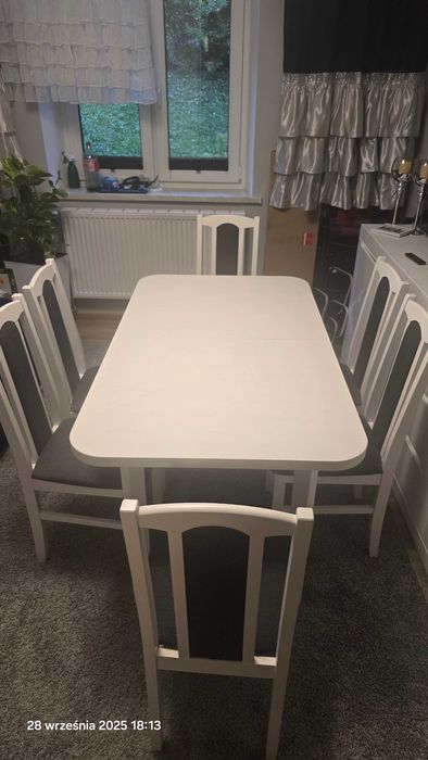 Stół rozkladany + 6 kszeseł