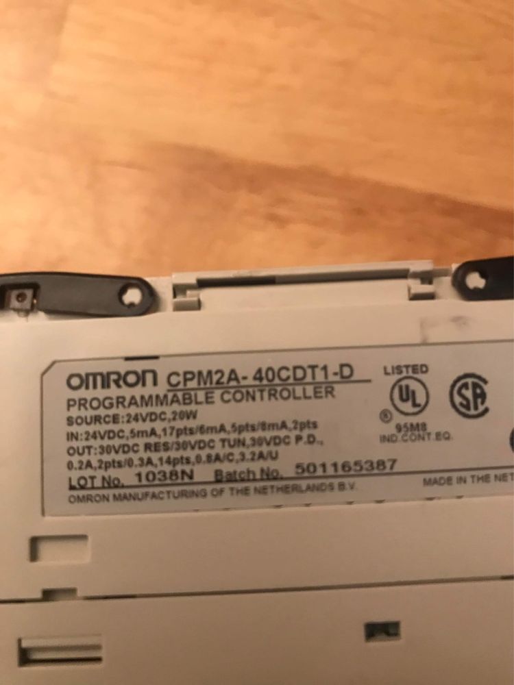 Plc Omron CPM2A-40CDT1-D