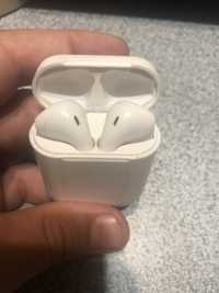 Наушники Airpods