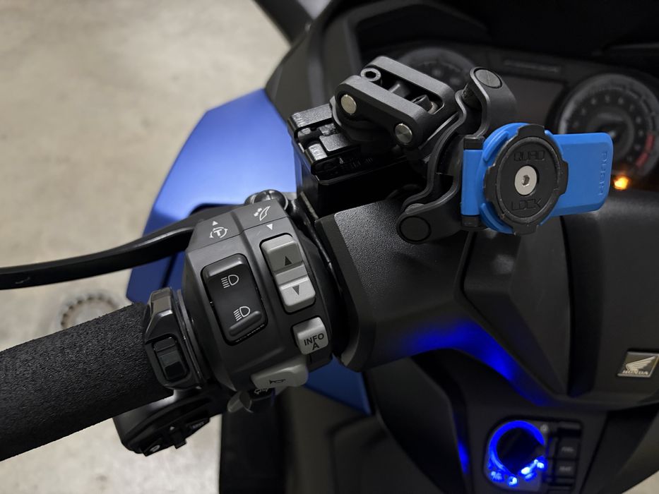 Honda Forza 350 ***Imaculada***