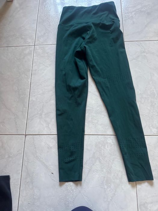 Leggings Ousho. Verdes escuras.