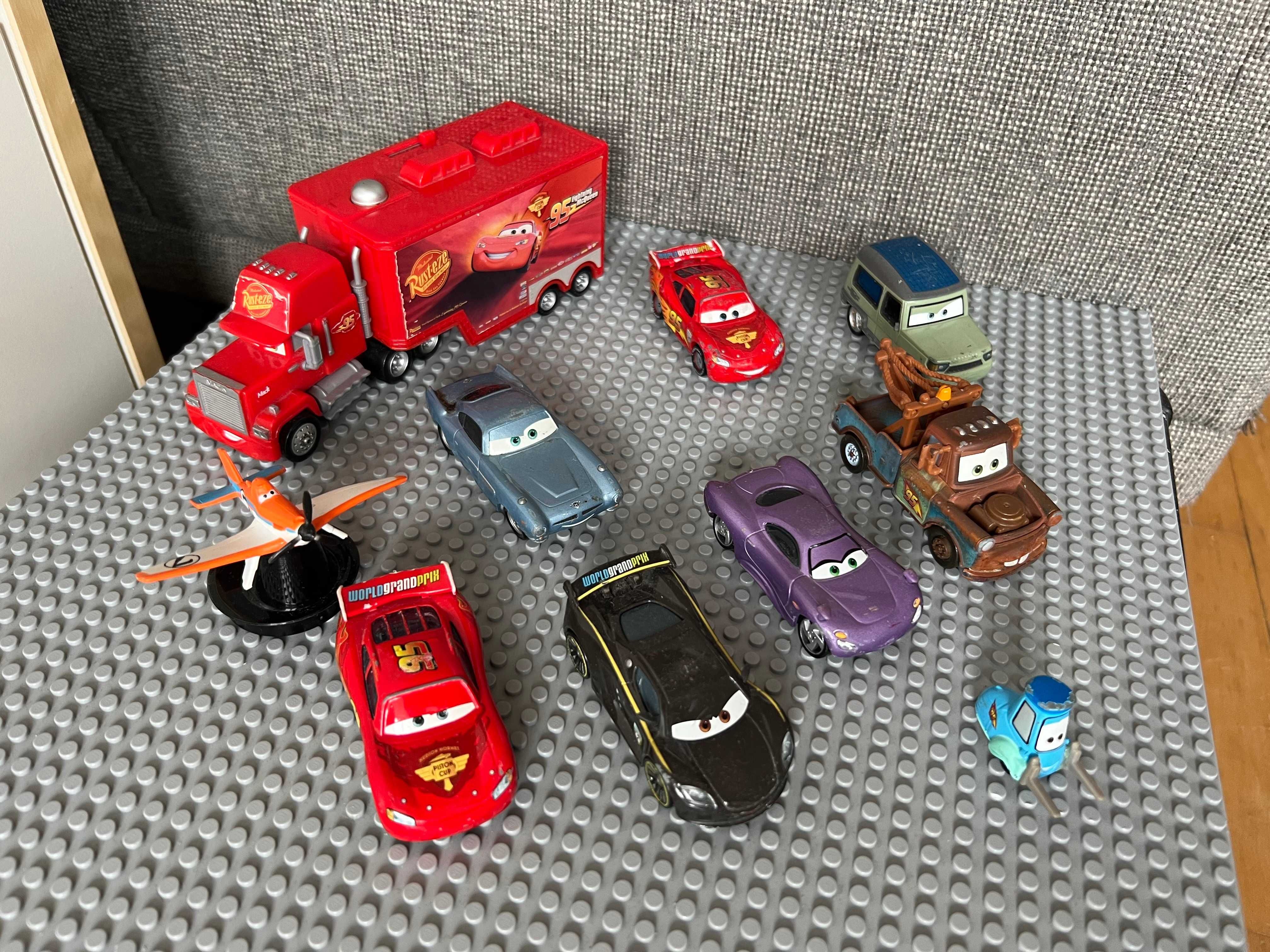 Auta Cars Mattel Resoraki Z Bajki Z filmu