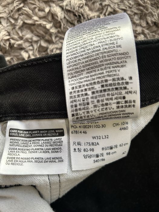 Calcas Levis 513 pretas