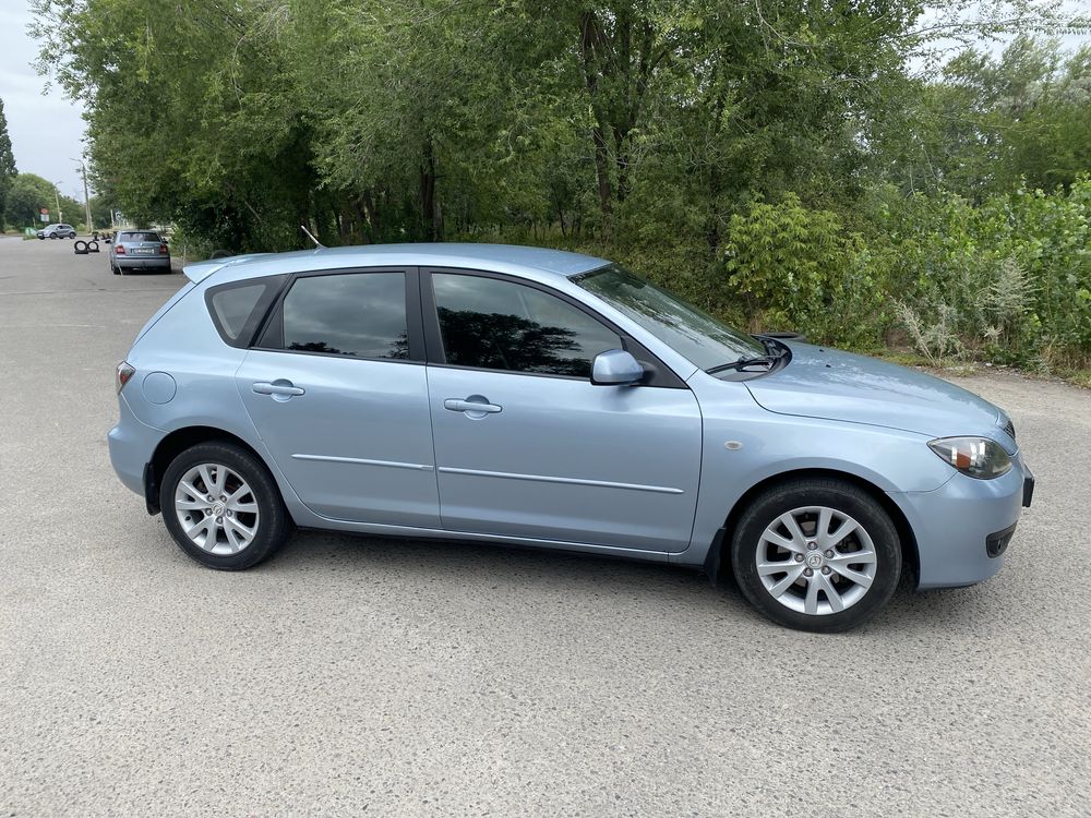 Продам Mazda 3 один власник.