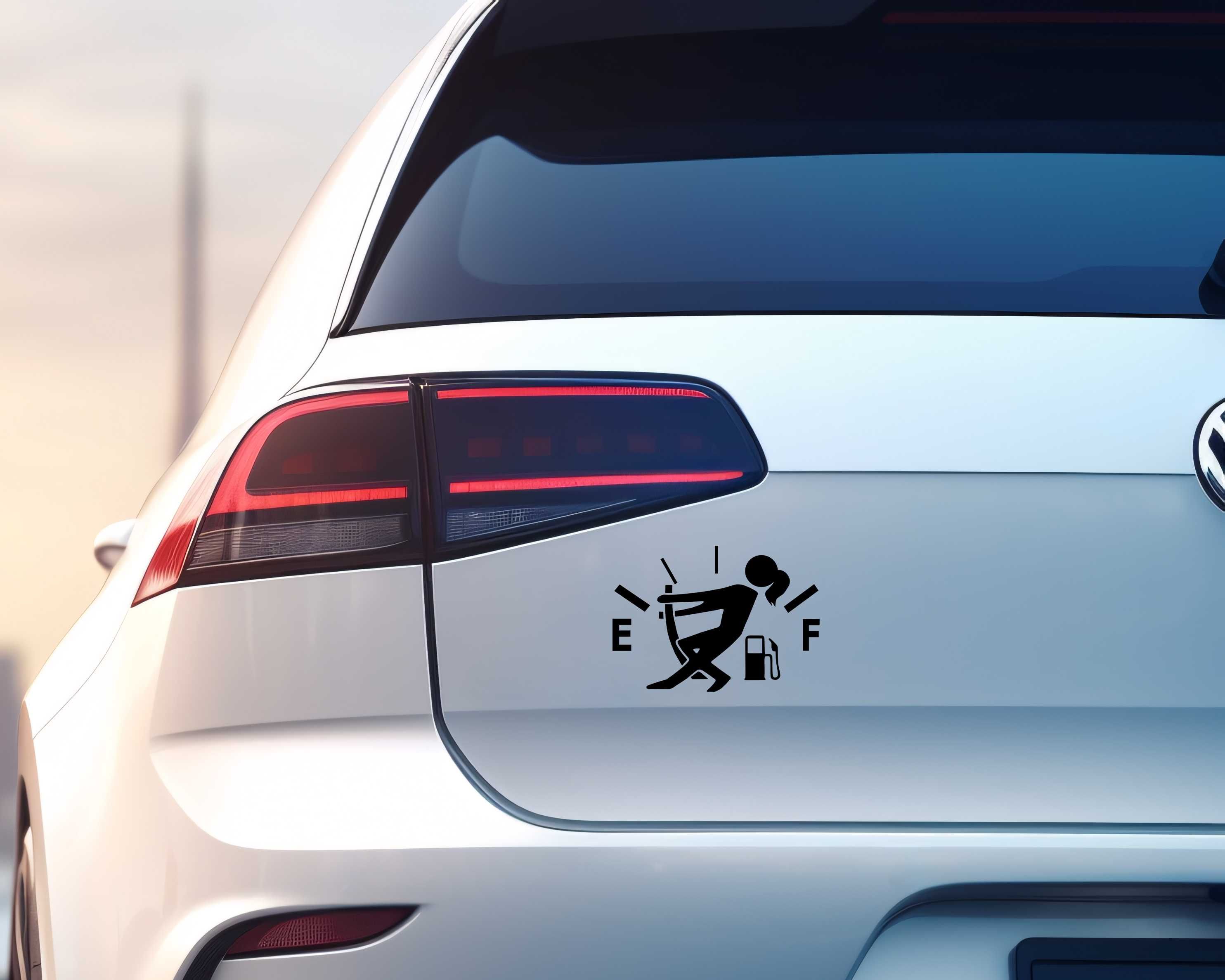 Naklejka na wlew paliwa samochód auto - PUSTY BAK FEMALE