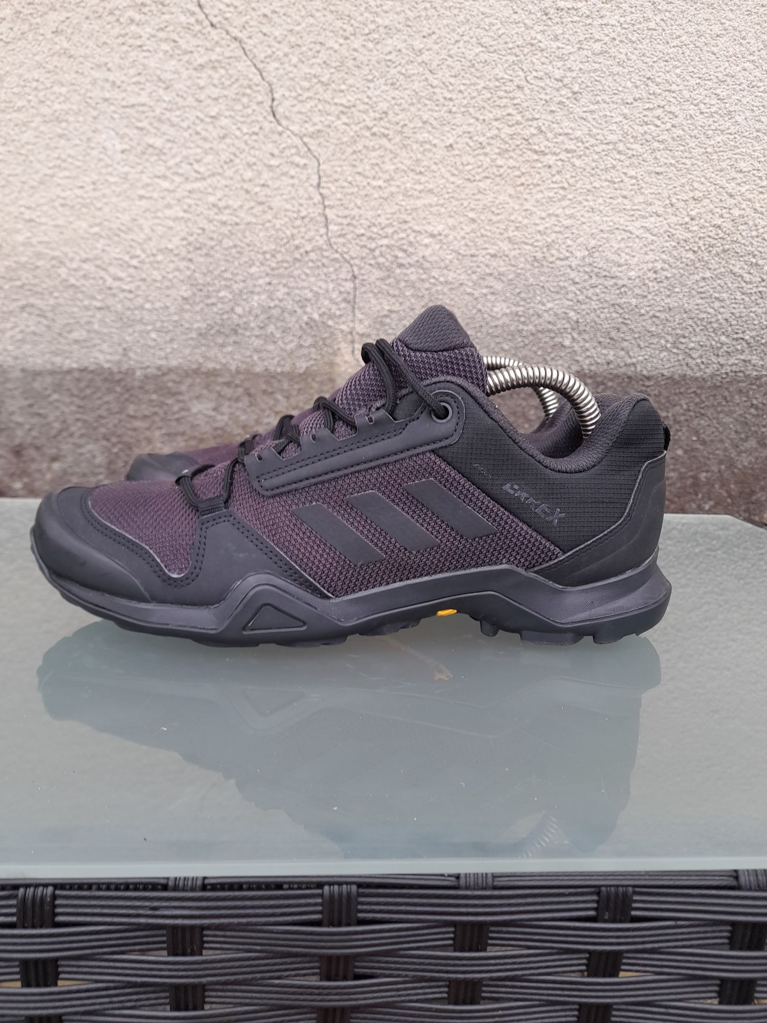 Чоловічі кросівки для бігу Adidas Terrex Ax3 розмір 43