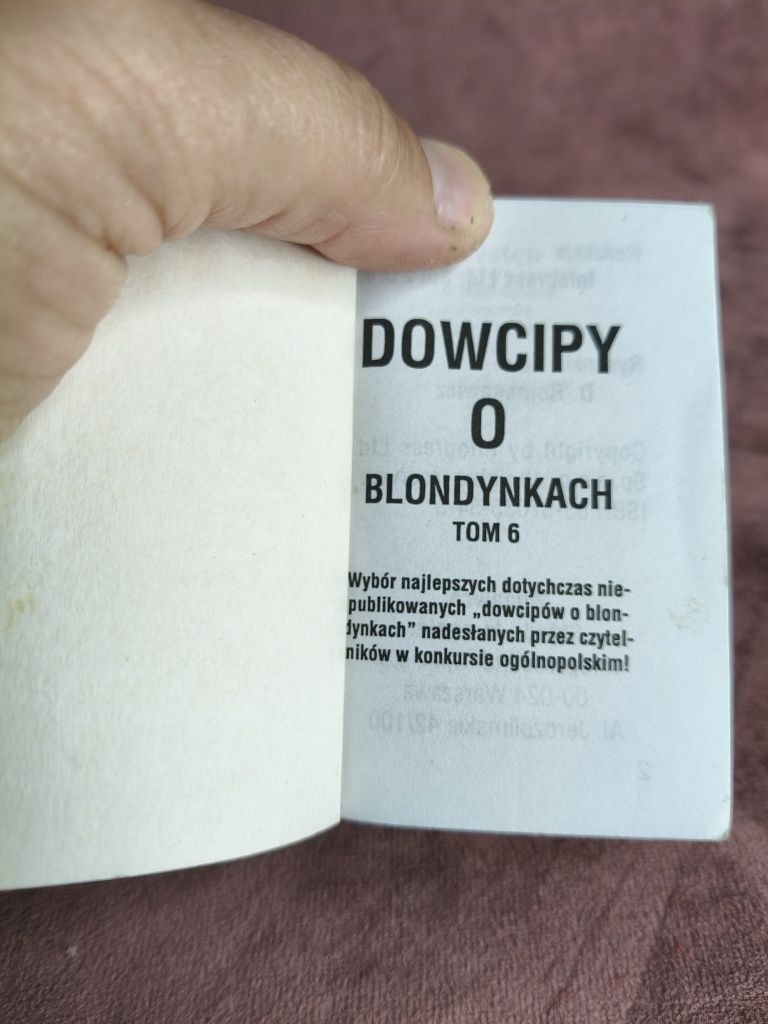 Stara mini książeczka dowcipy o blondynkach  46