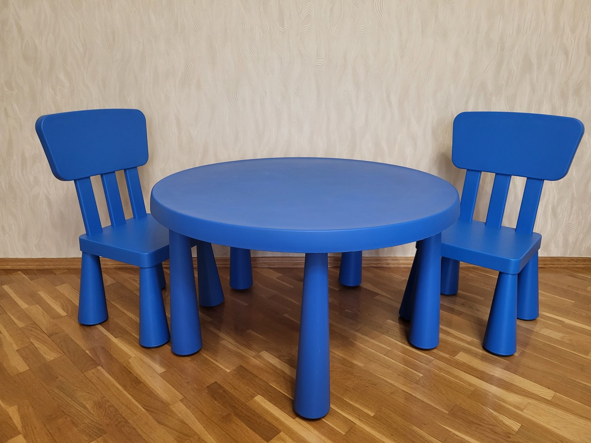 Дитячий стіл і стільці IKEA MAMMUT