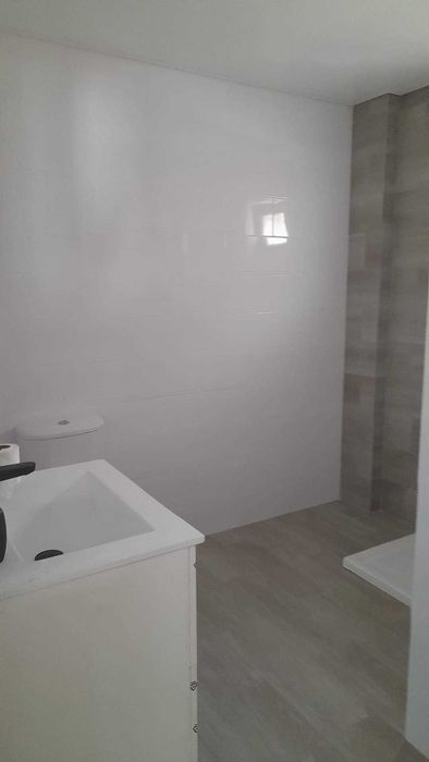 Ladrilhador disponível