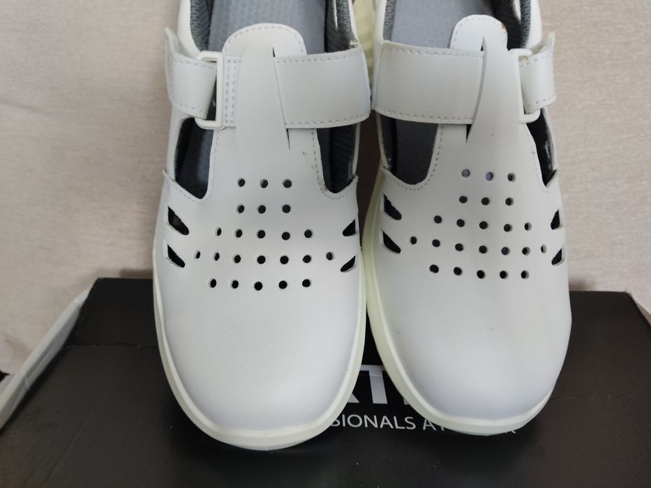 Buty sandały robocze