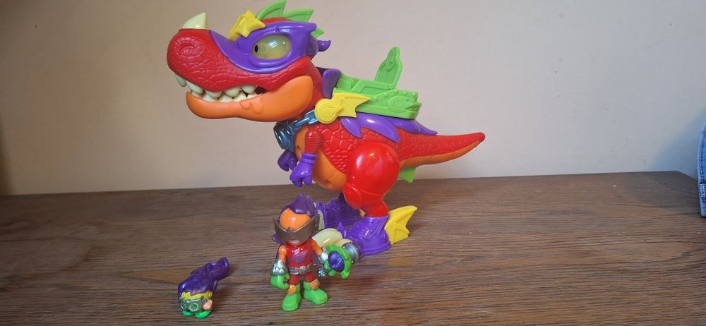 Superdino V-REX z 2 figurkami SuperZings