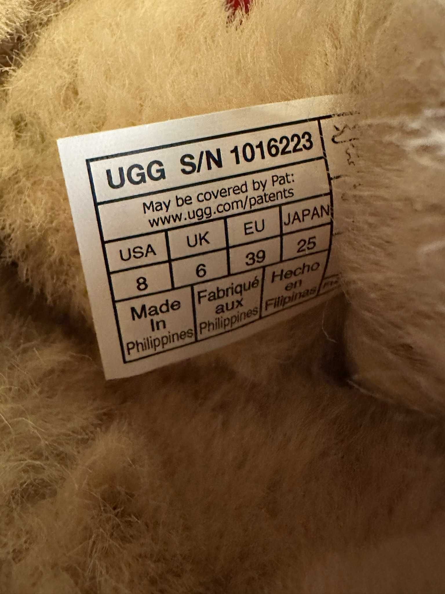 Botki/Śniegowce UGG Classic Short II