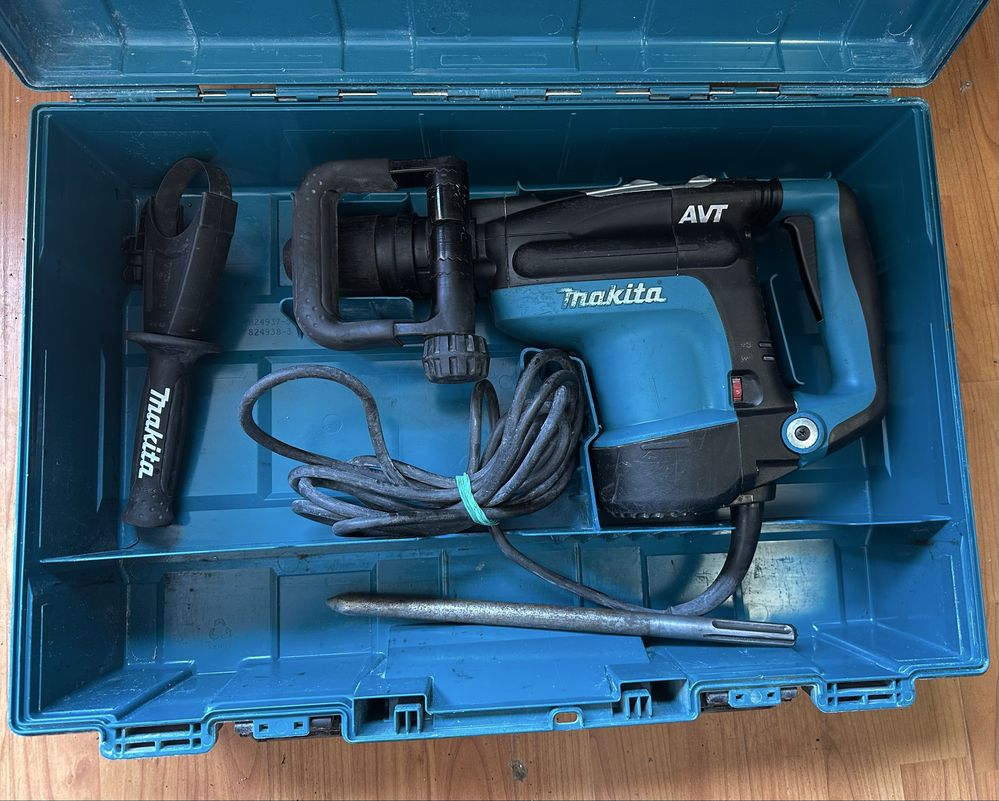 Młotowiertarka Makita HR4001c Zestaw Dłuto