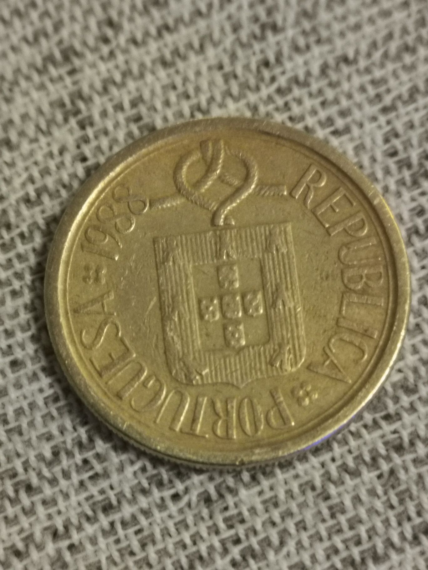 Moedas de 10 Escudos para colecionadores
