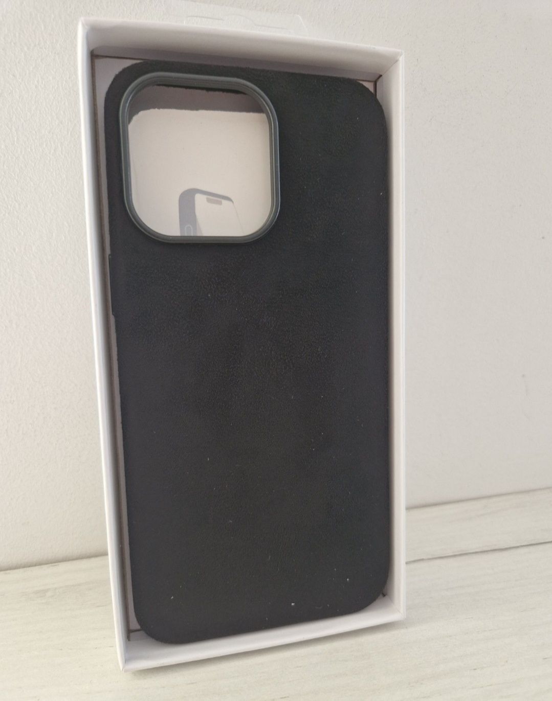 Alcane Magsafe Case do Iphone 13 Pro Czarny