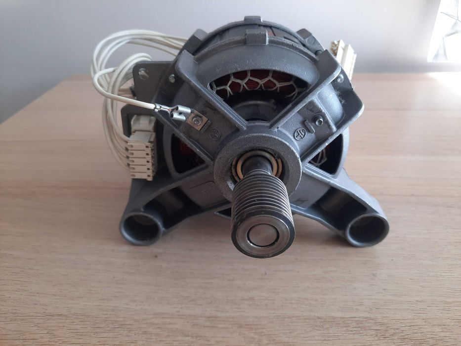 Pralka Elektrolux EWT136540W - części zamienne