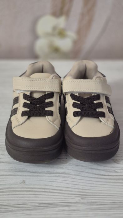 Кросівки дитячі, розмір 27