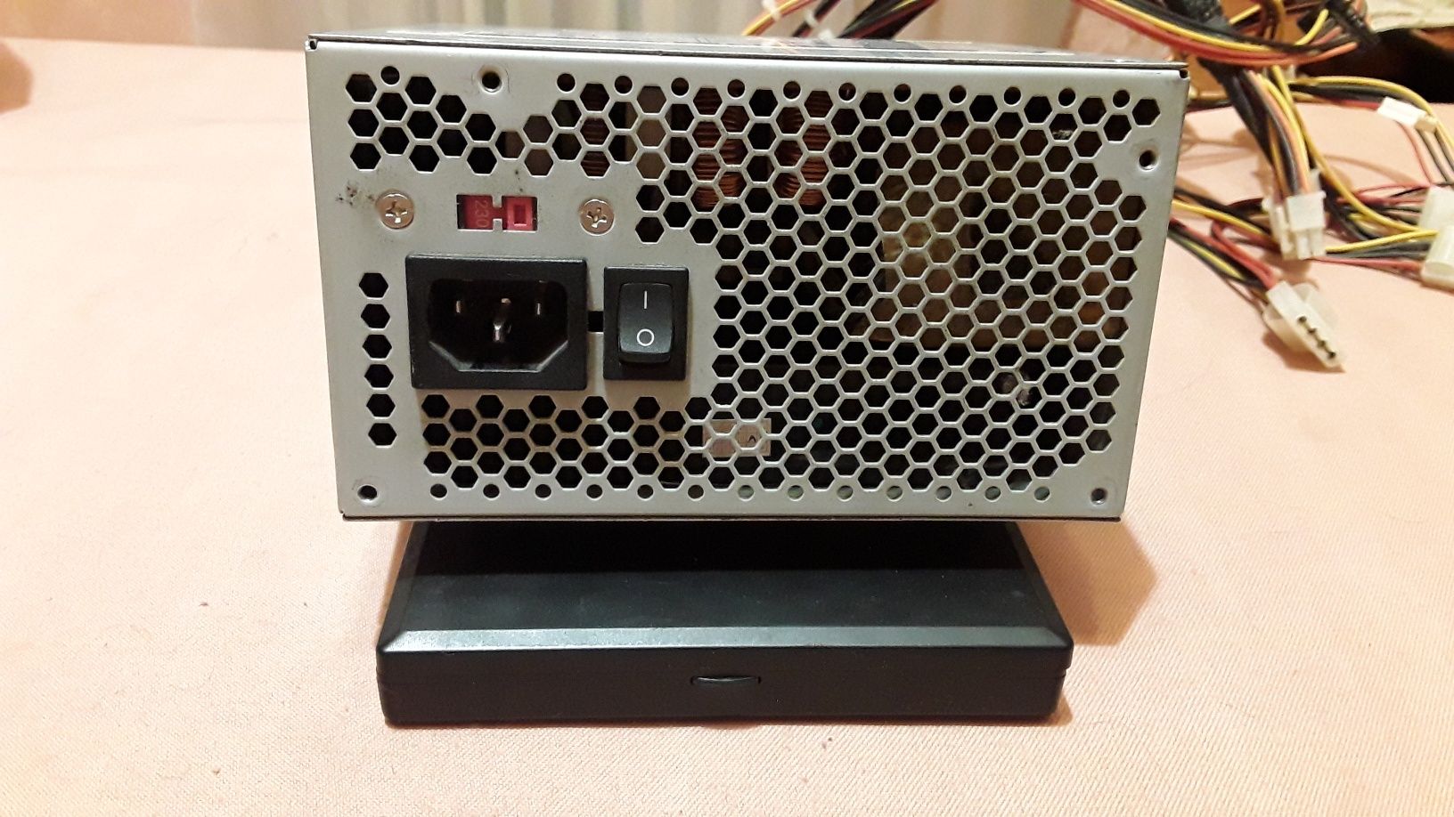 Компьютерный блок питания 350W.