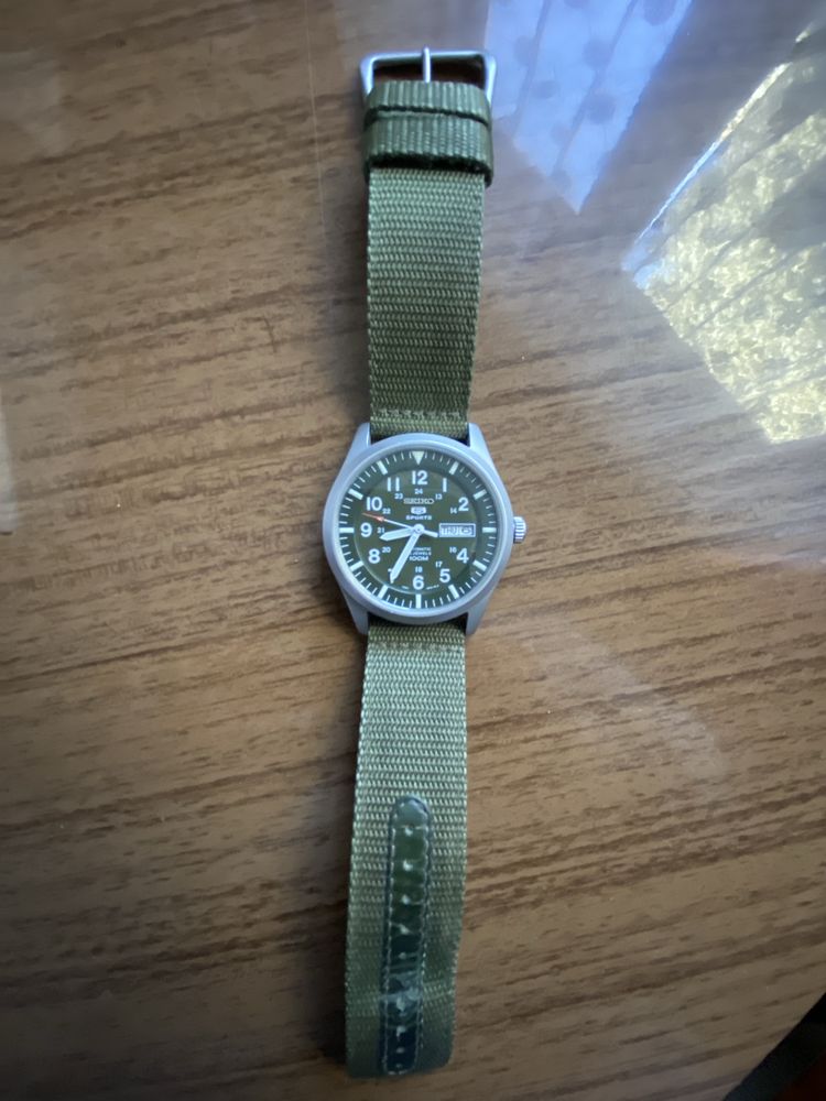 Seiko 5 Sports SNZG09K1 Automatic