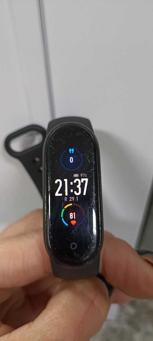 Sprzedam Mi Smart Band 5