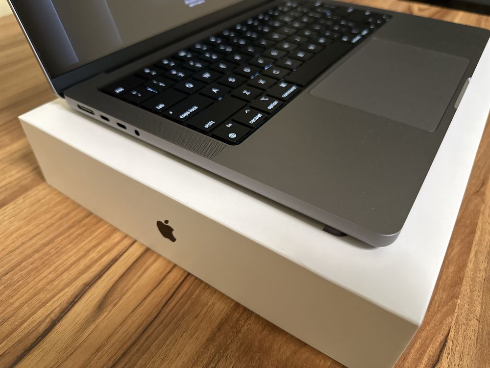 MacBook Pro 14 2021 Space Gray M1 Pro 16GB 512SSD 54 ЦИКЛІВ