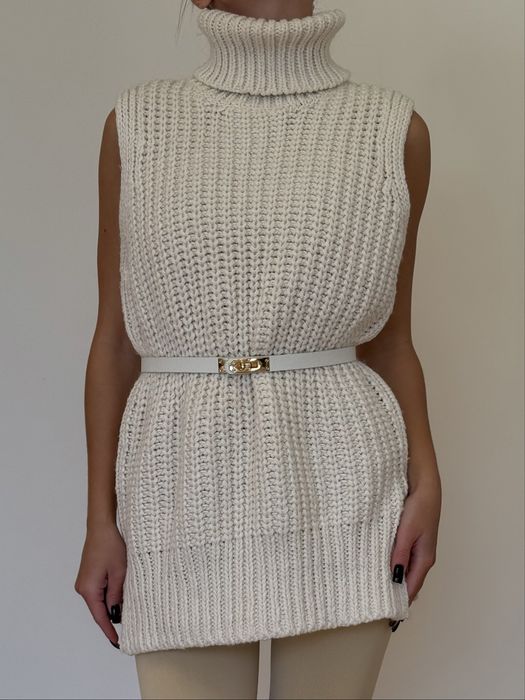 Стильна вʼязана жилетка від H&M