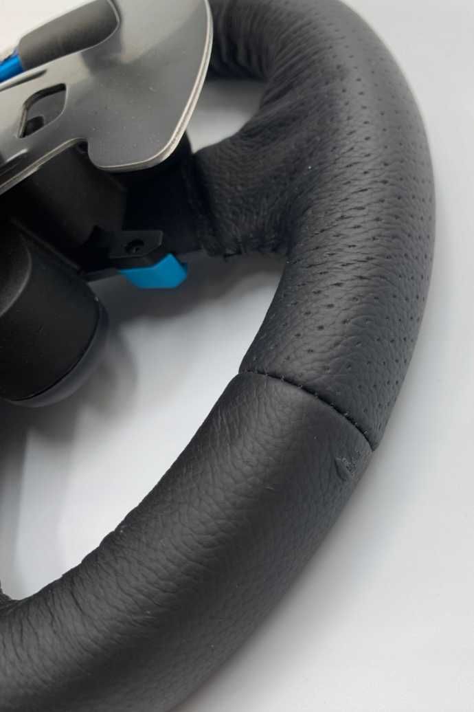 Kierownica Logitech G29 uzywana stan bardzo dobry PC PS4 PS5