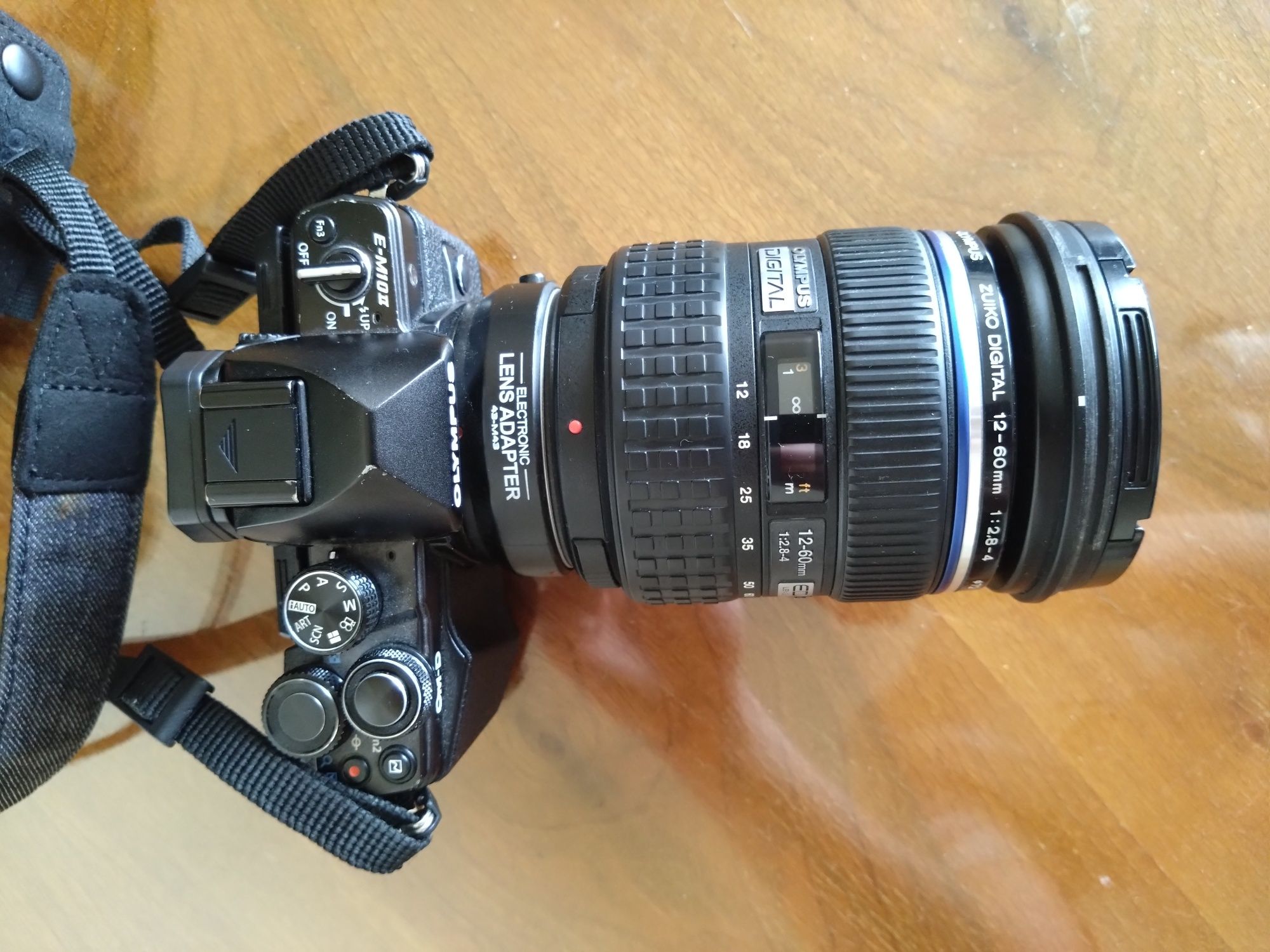 Aparat Olympus OM-D E-M10 Mark II + obiektyw 12-60 mm f/2.8-4.0