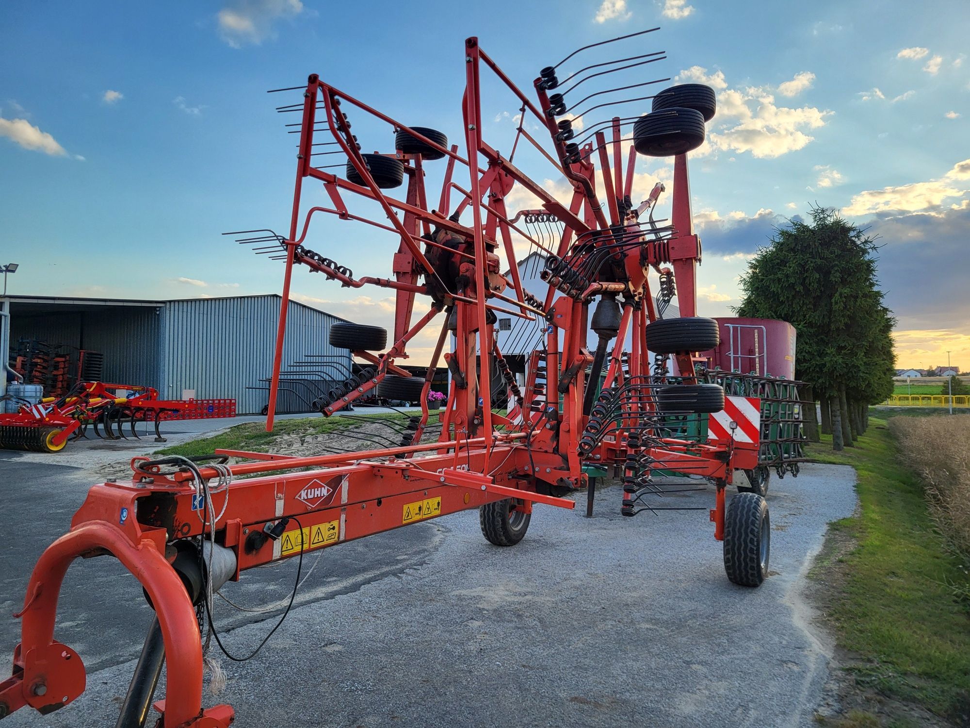 Zgrabiarka 2 gwiazdowa Kuhn model GA7501