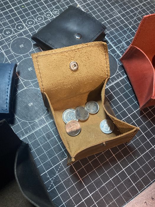 Монетница мелочница кожа