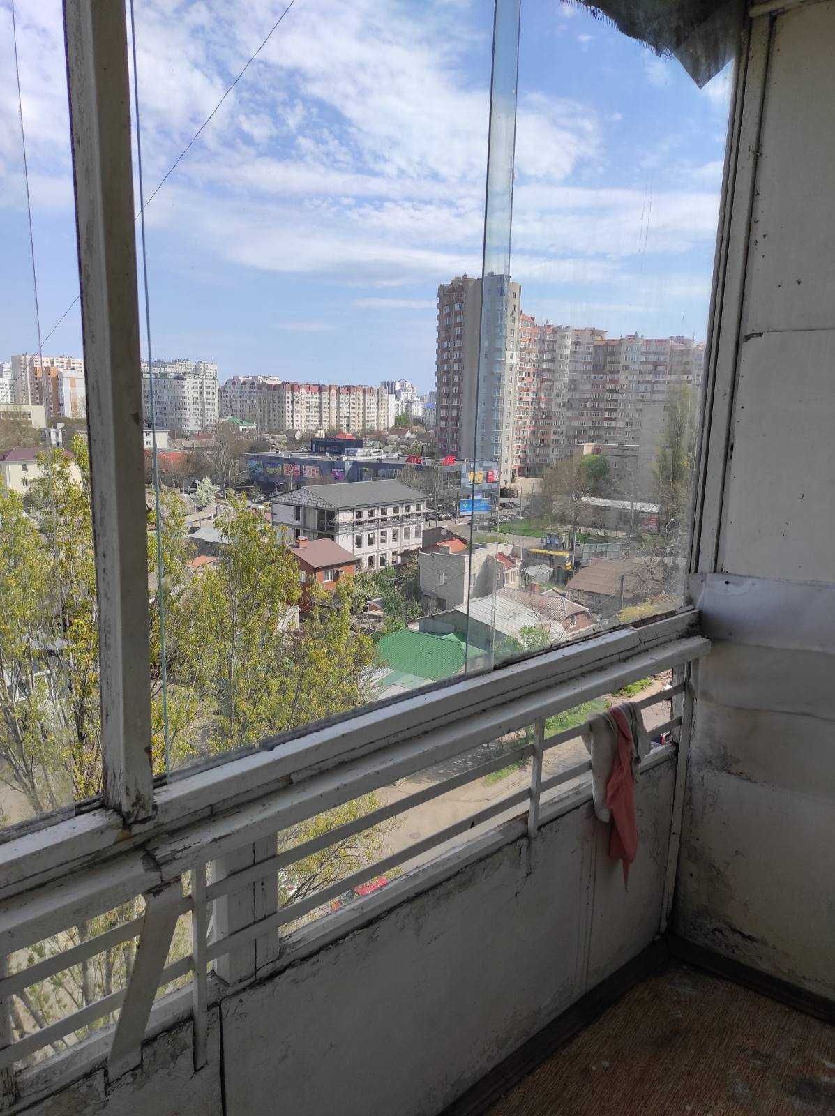 сдам на Длительно 1 комнатную на Таирова