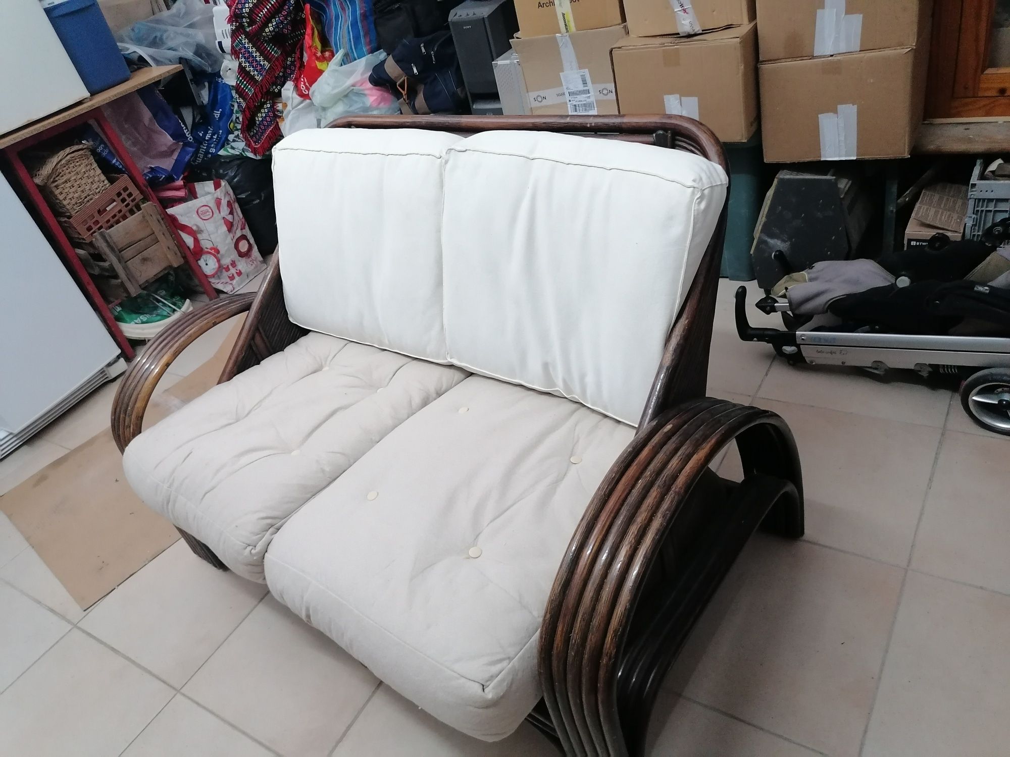Cadeirão de verga em bom estado