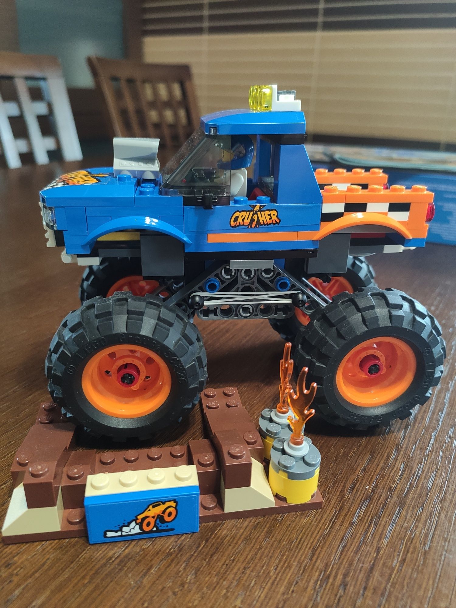 Klocki LEGO City Munster Truck 60180