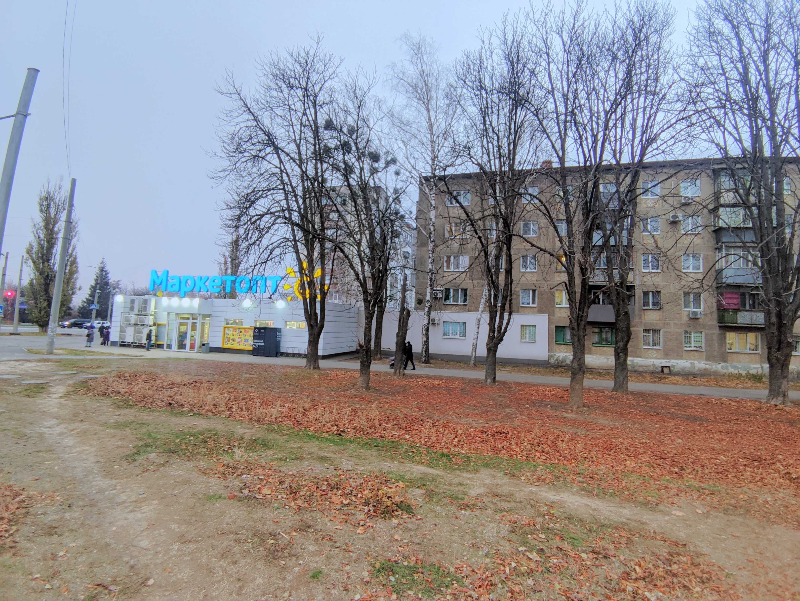 Покращеного планування Продаж 3 Кімнатної Квартири Алмазний Центр 12хв