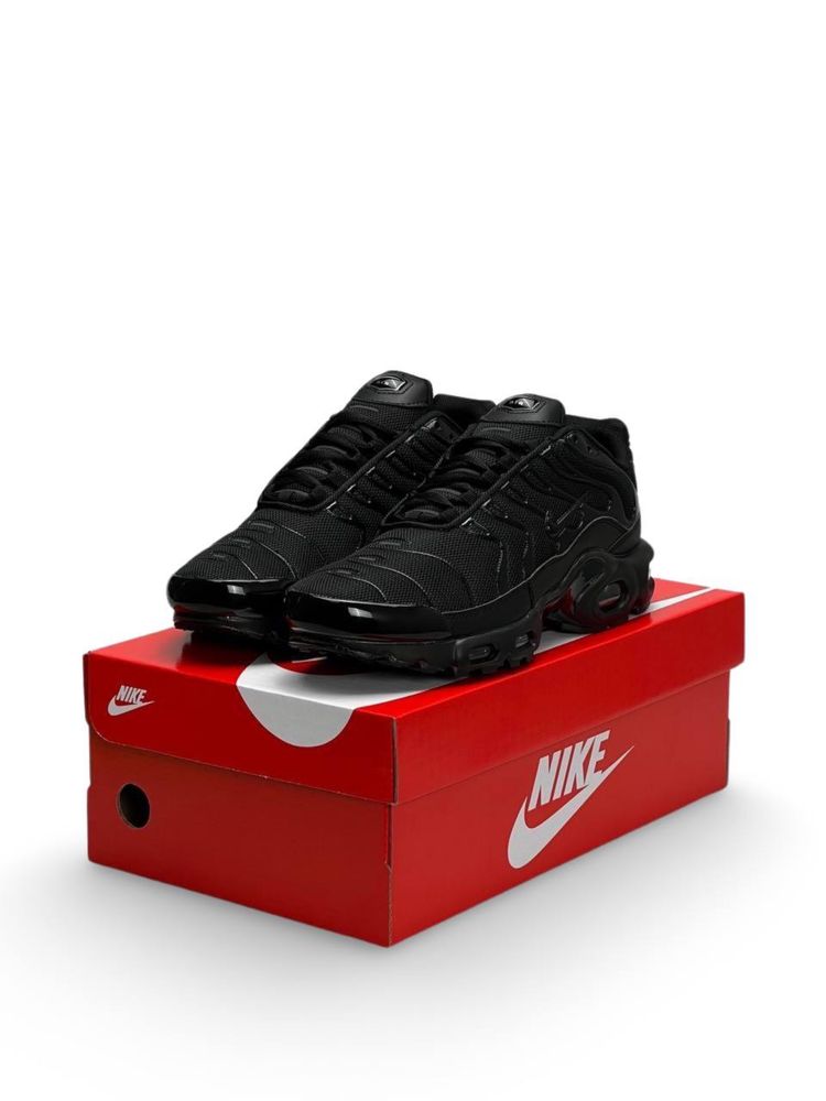 Кросівки Nike Air Max Plus All Black