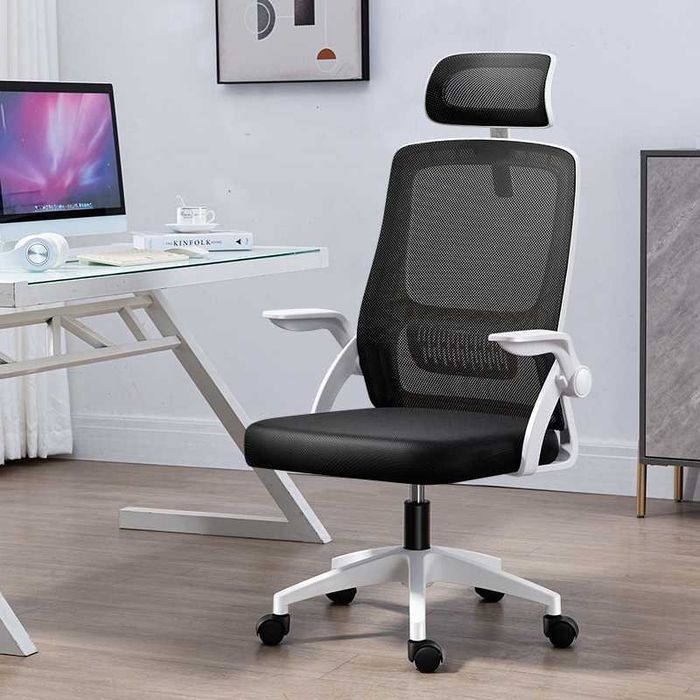 Офісне крісло Hanert Fest. Крісло для офісу, гри та навчання.