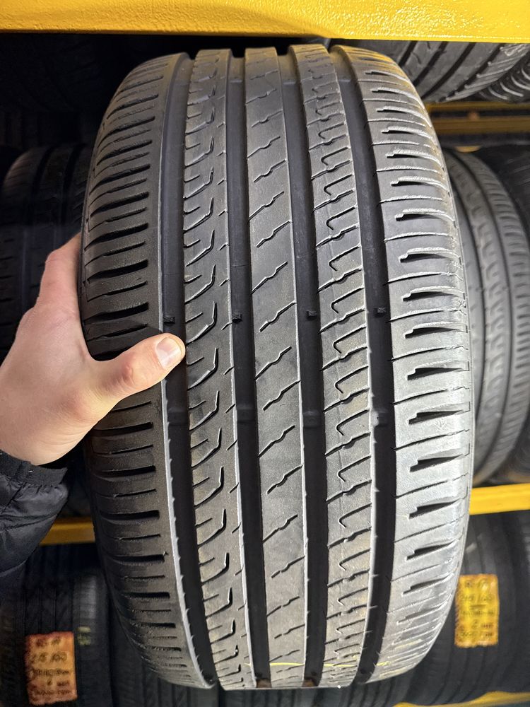 235/45 r17 Barum 2шт