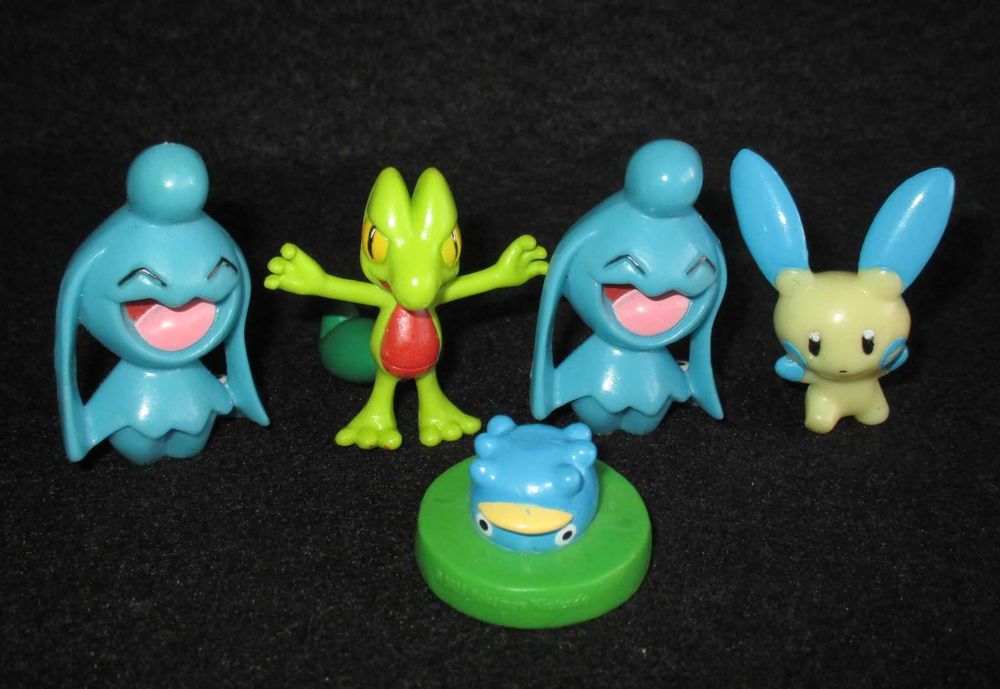 Bonecos Figuras Pokémon Nintendo Tomy 2002 e 2004