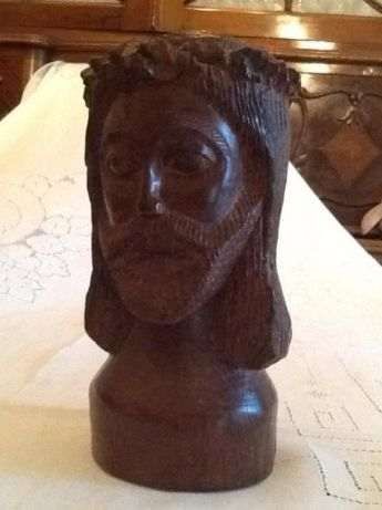 Cristo madeira exótica